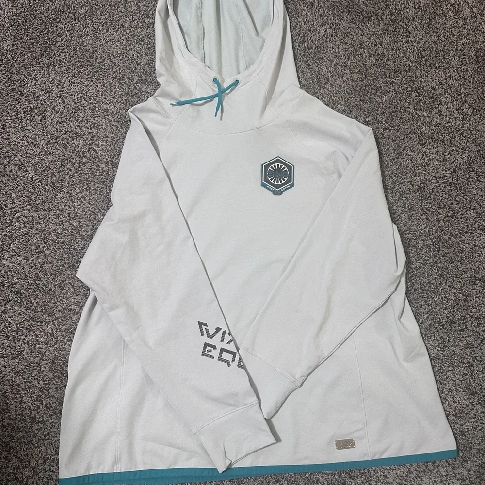 Disney Star Wars Galaxy Edge Mandalorian 709 First Order Gray Hoodie - Picture 2 of 8